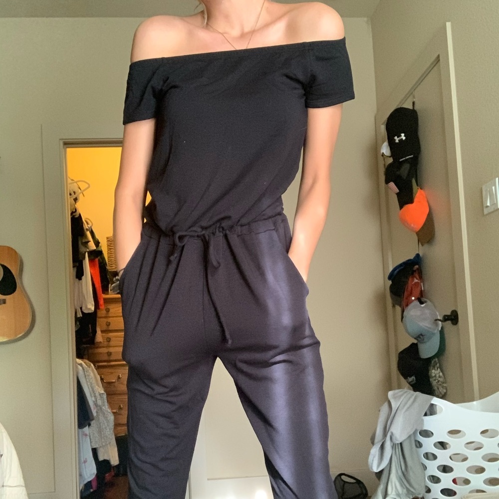 Beyond Yoga black jumper